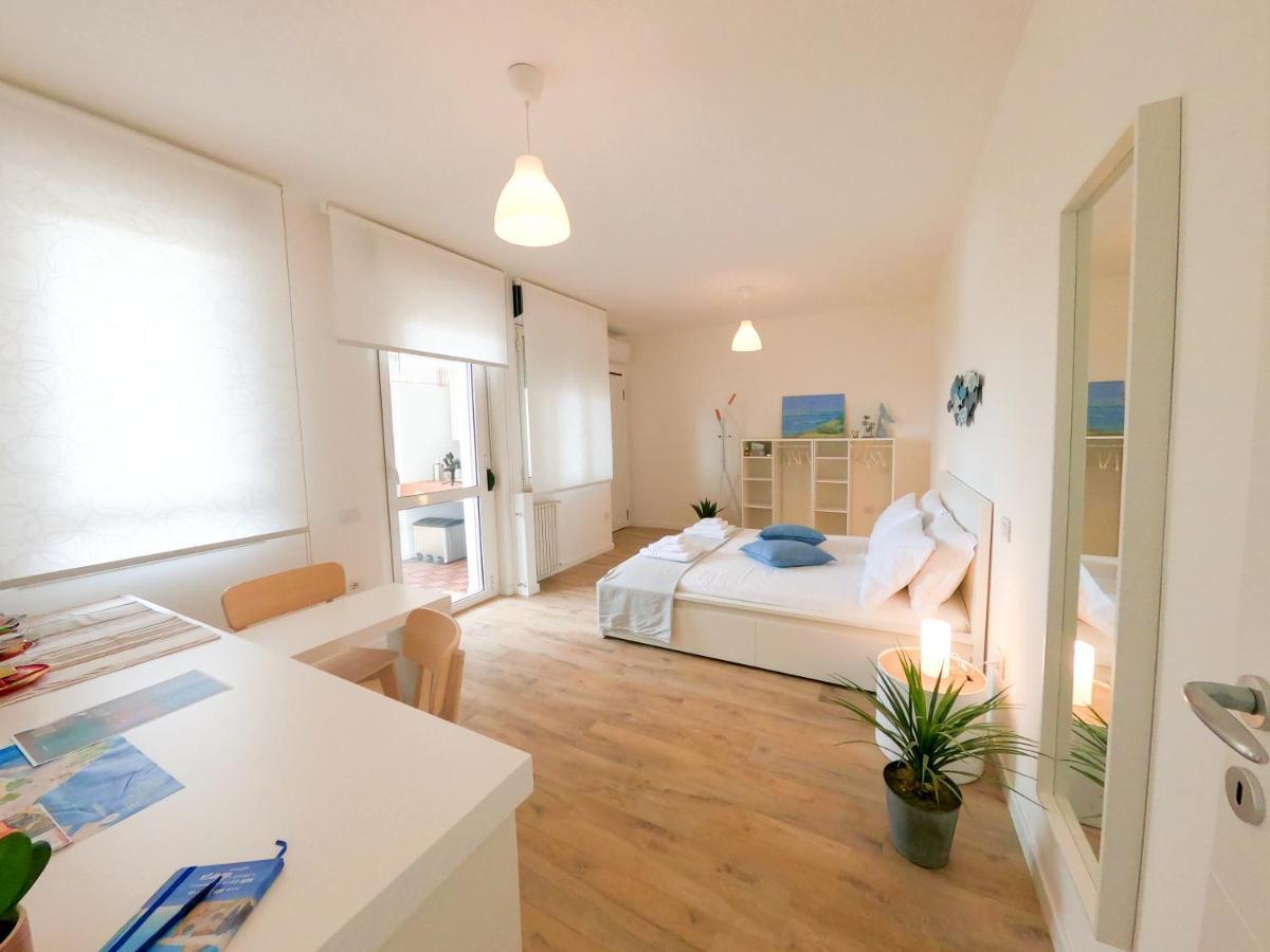 Suite Lighthouse Каляри Екстериор снимка